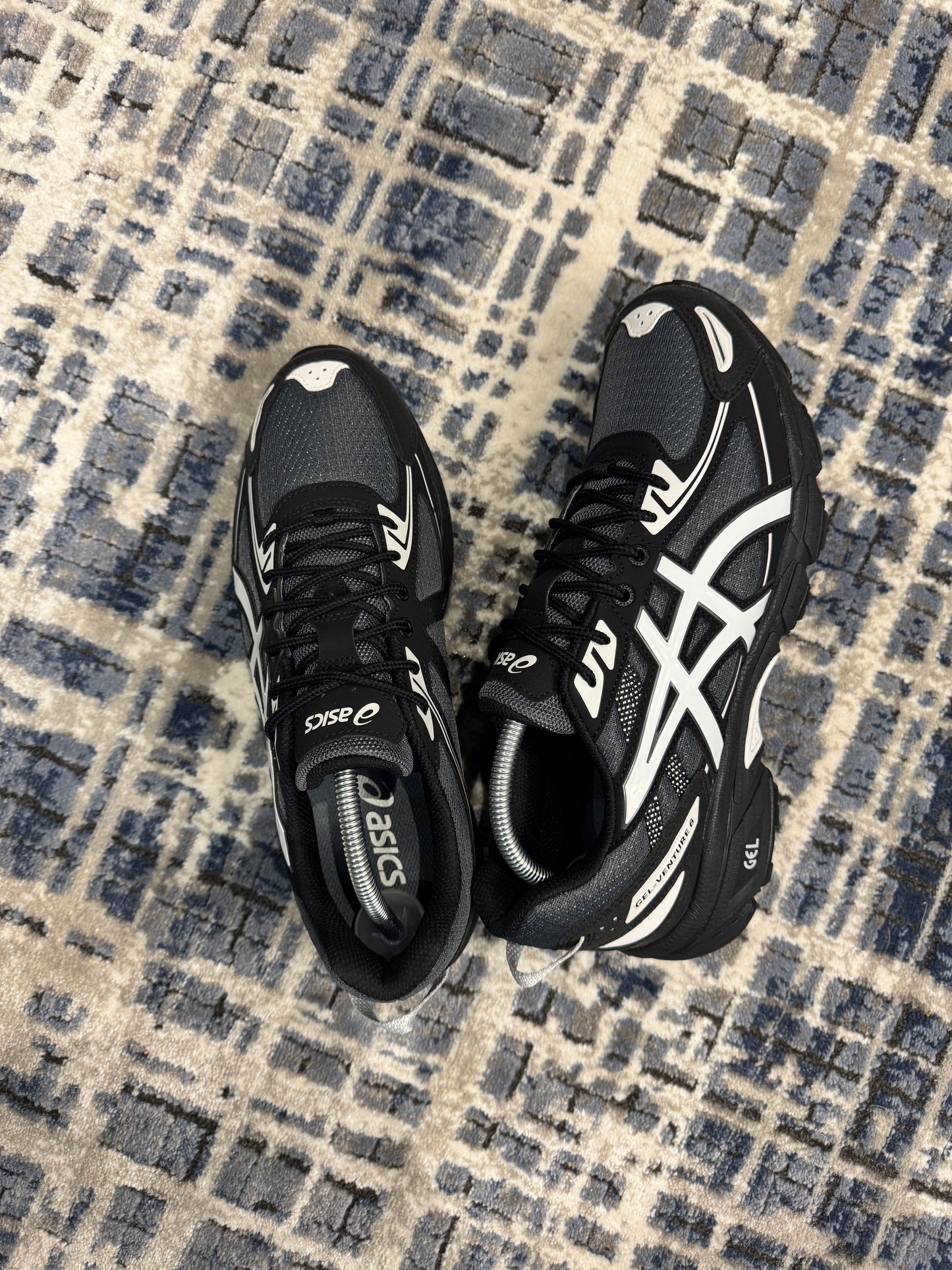 ASICS GEL VENTURE 6 ‘carrier grey’