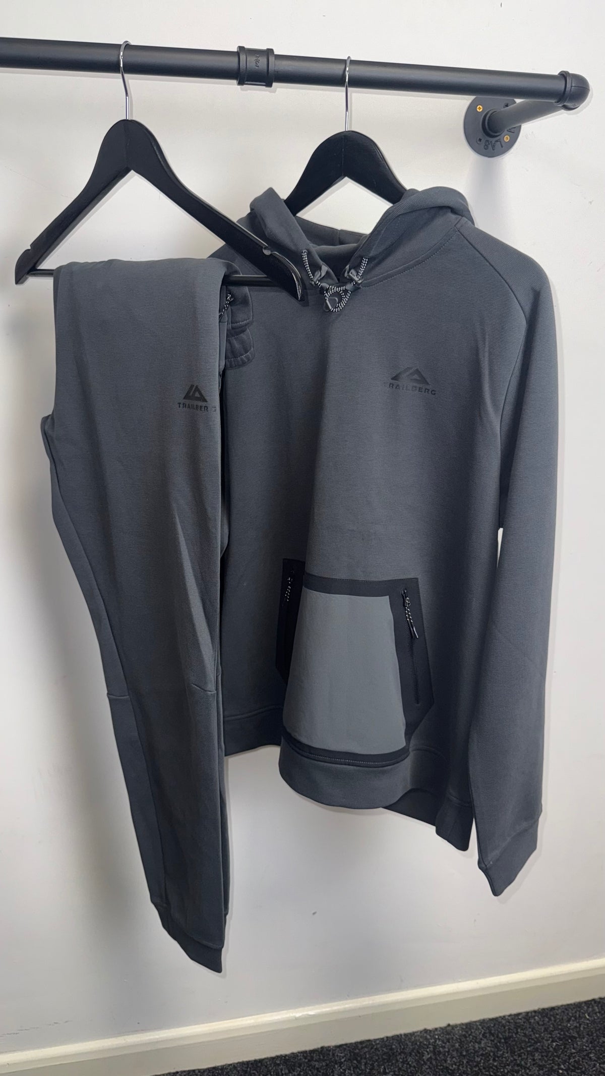Trailberg Eclipse Tracksuit Charcoal