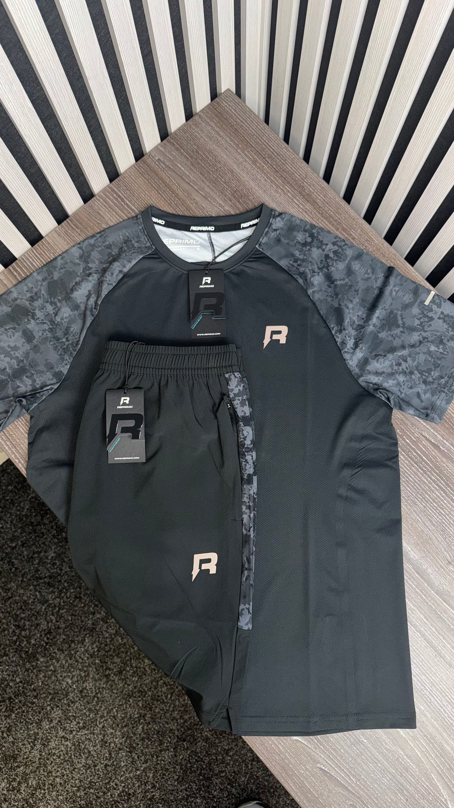 Reprimo Shiburi Set Black 7” Shorts