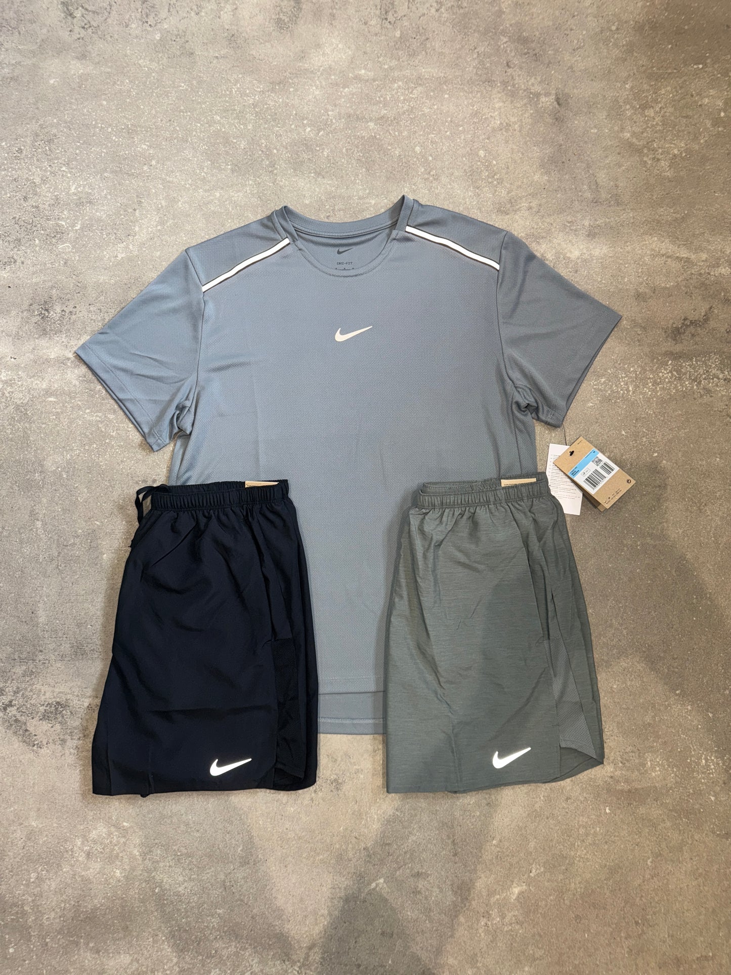 Nike Miler 1.0 Graphic Set