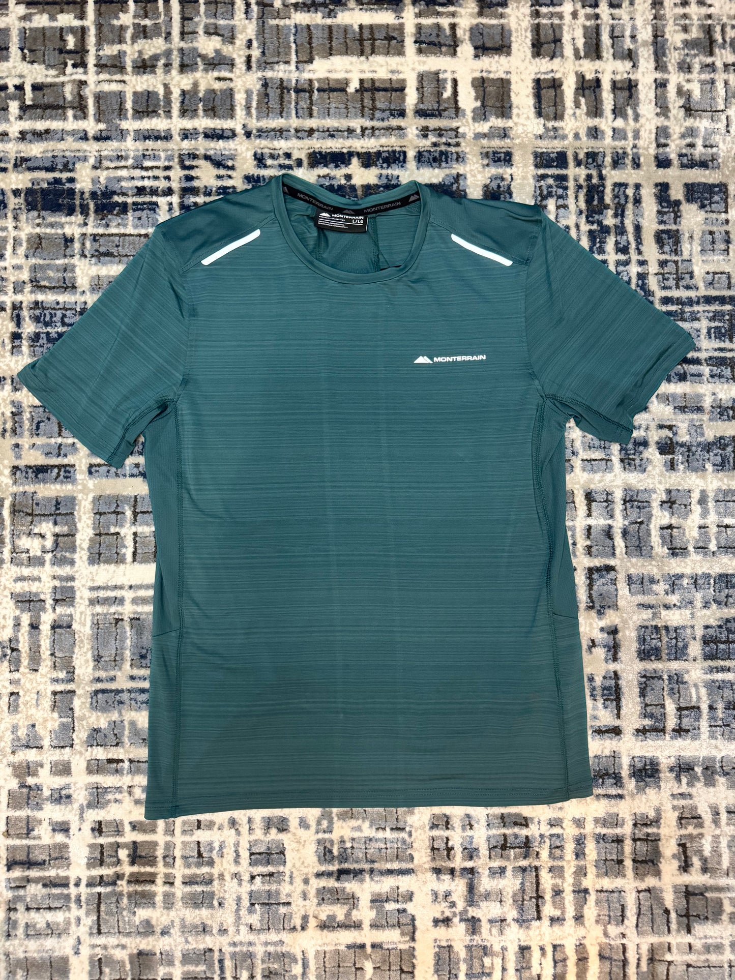 Monterrain teal trail tee