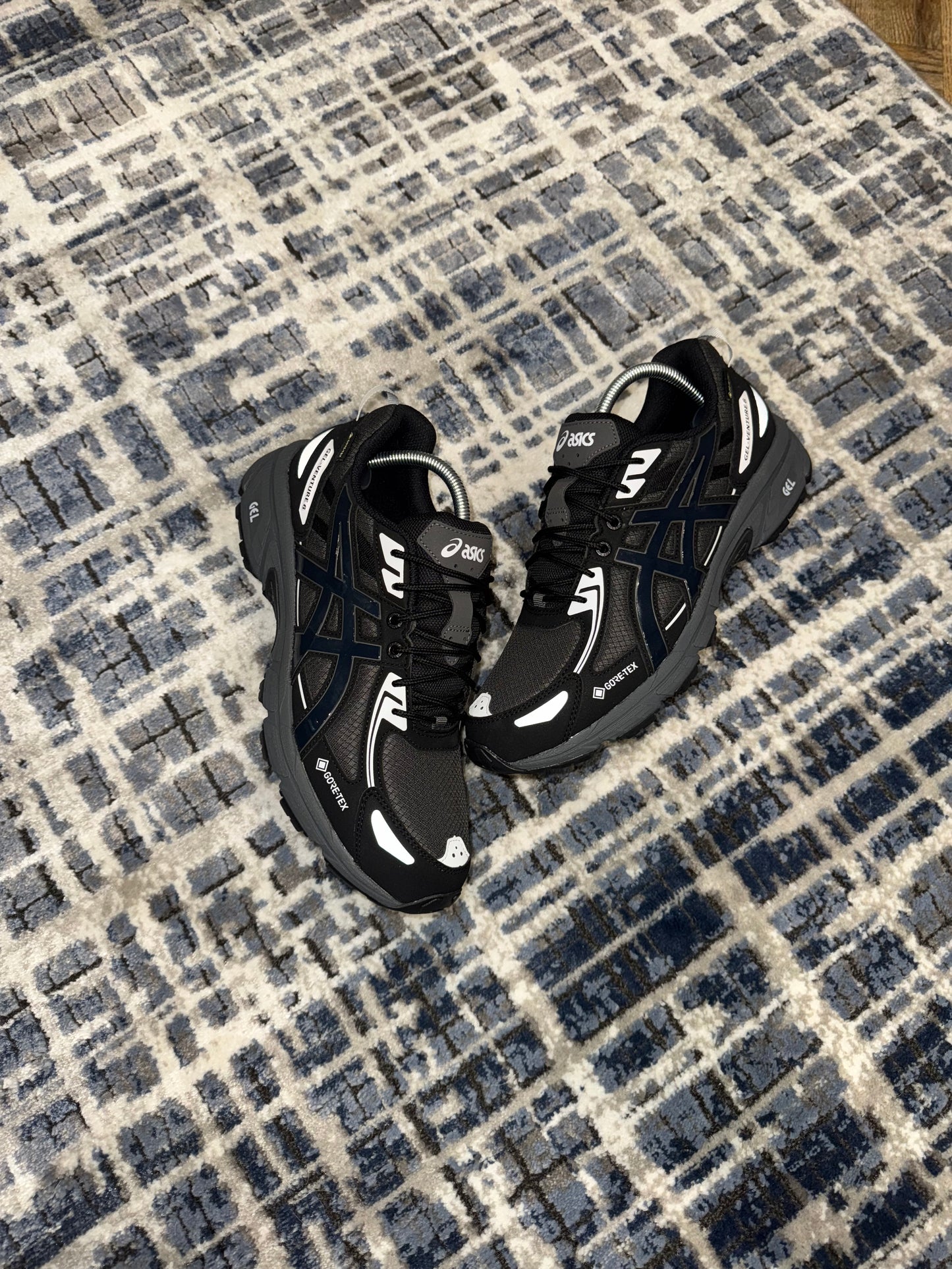 ASICS gel venture 6 GTX black