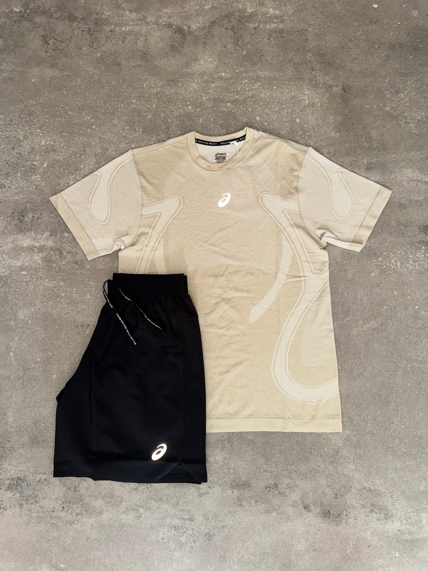 Asics Seamless Pattern Set Tan