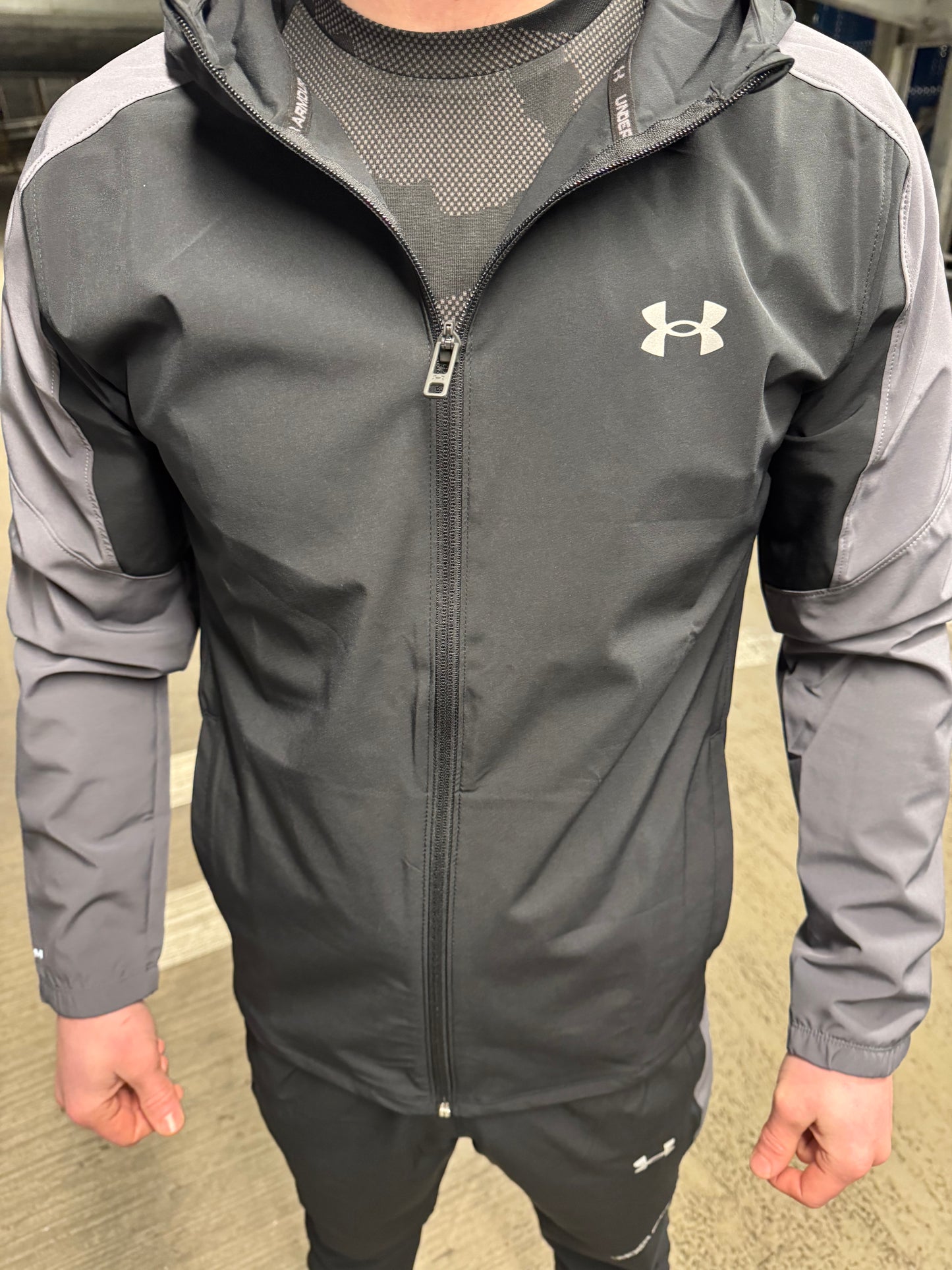 UA STORM TRACKSUIT