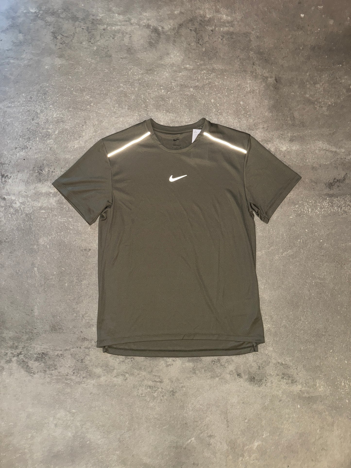 Nike Miler 1.0 Graphic Tee Khaki