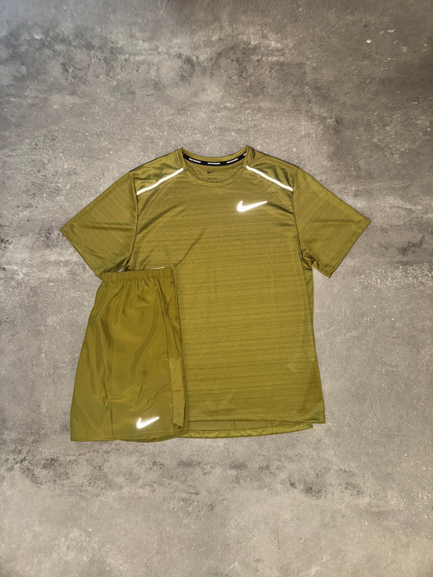 Nike Miler 1.0 Set Pacific Moss