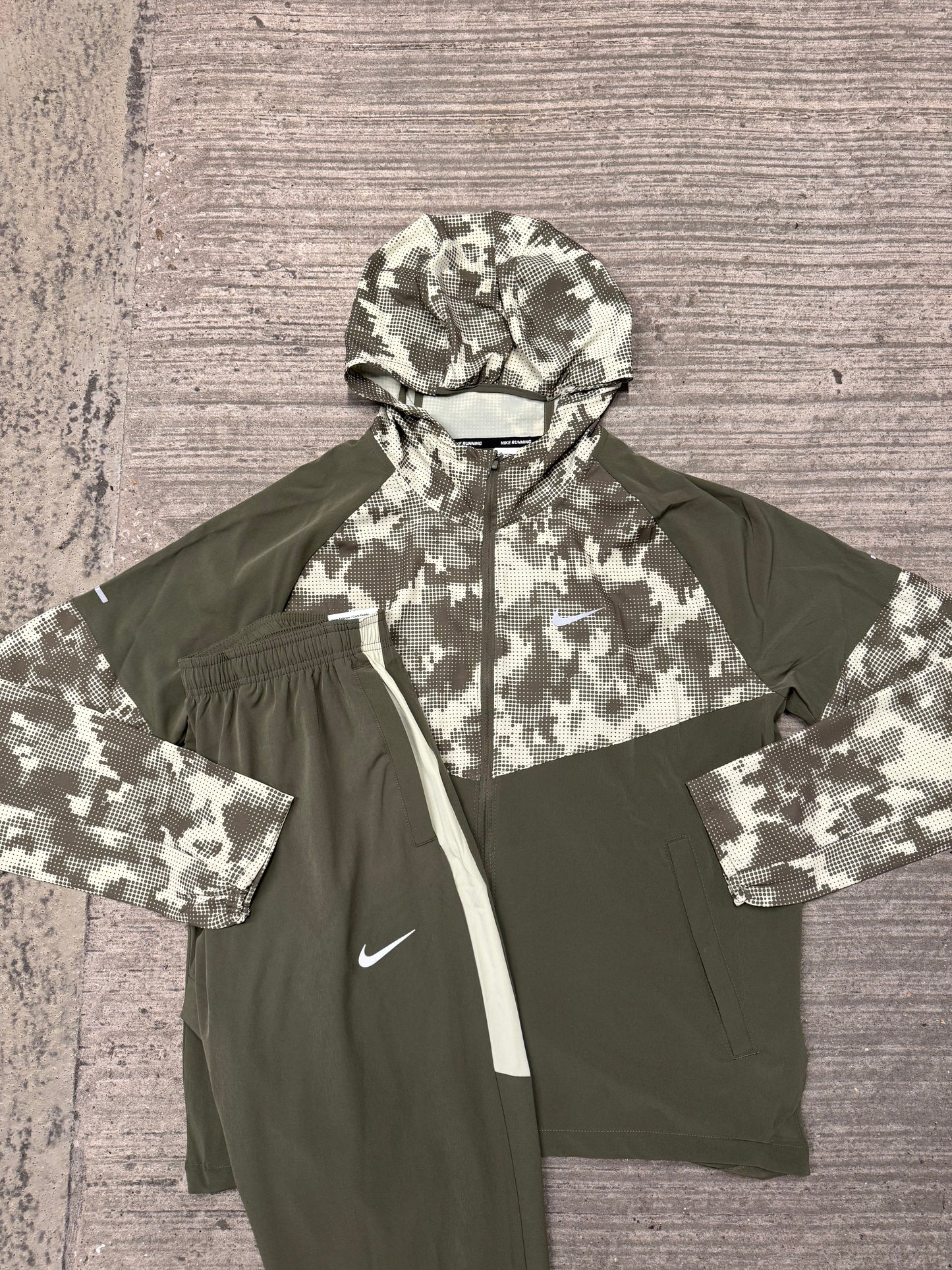 Nike Repel Miler Camo tracksuit khaki