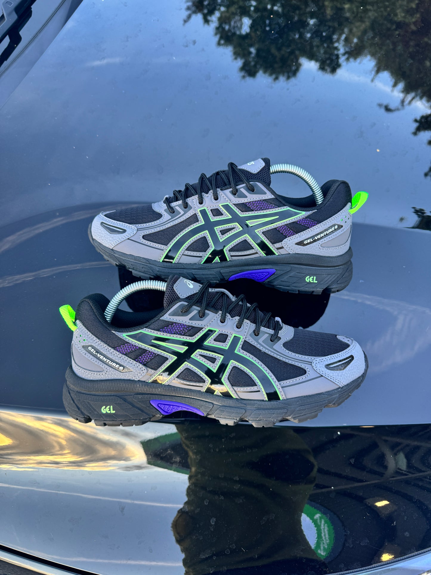Asics Gel Venture 6 ‘Carbon/Purple/neon’