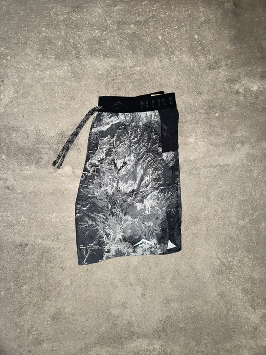 Nike Trail Geographical Shorts