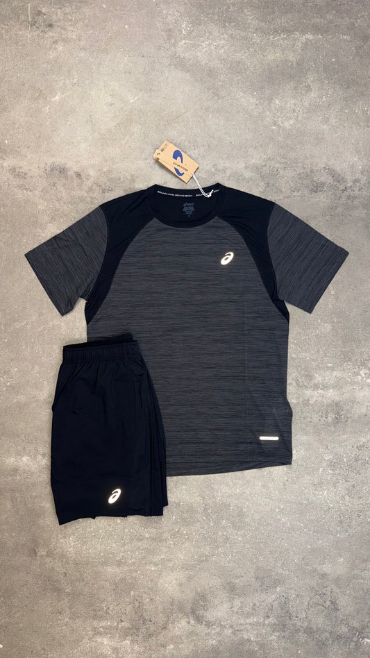 Asics Road Set Black 7” Core Shorts