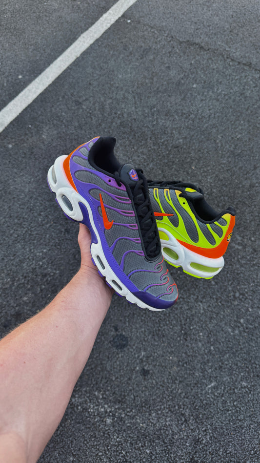 Nike air max Tn ‘Dark Colour Flip’