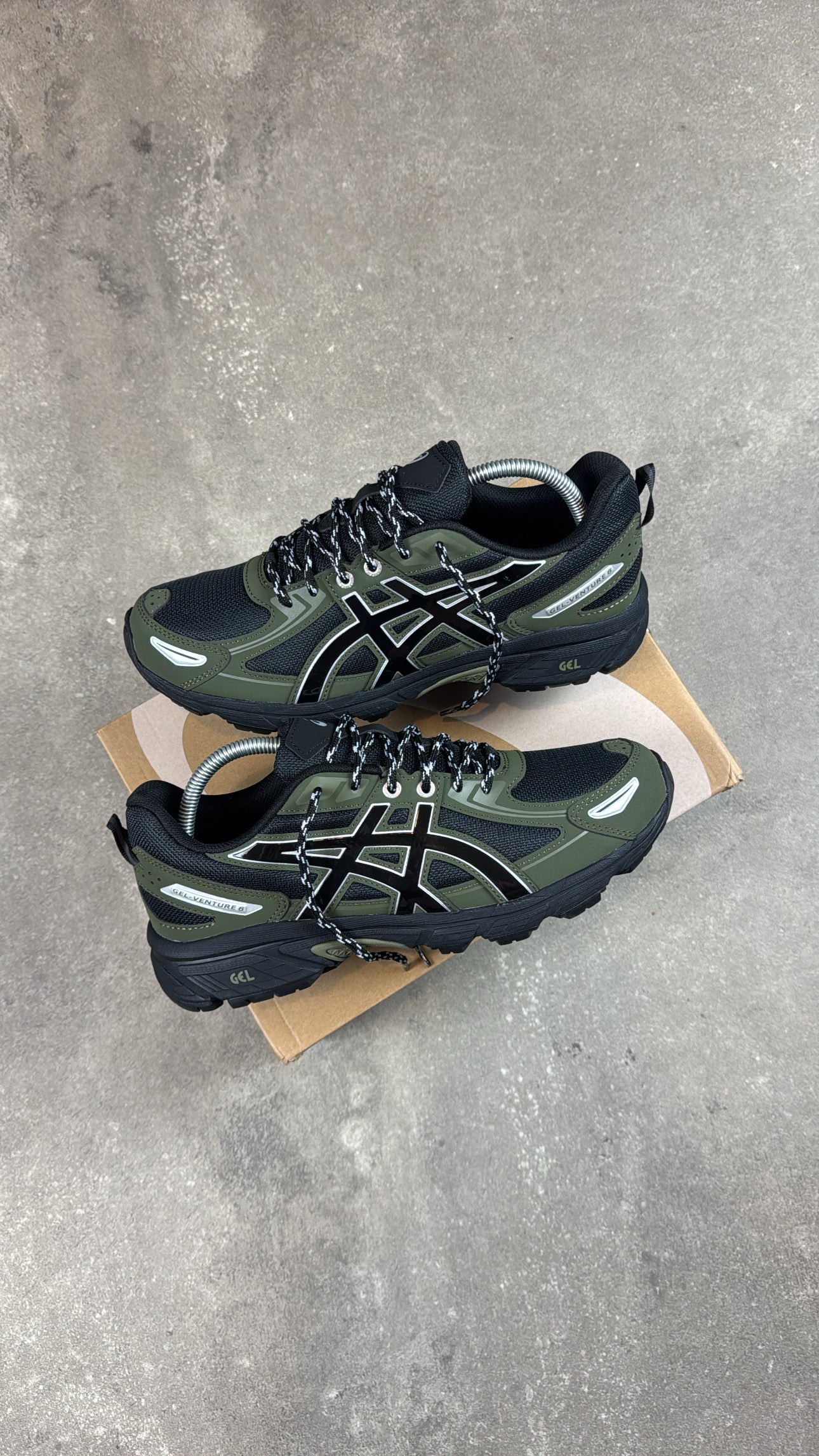 Asics Gel Venture 6 Khaki