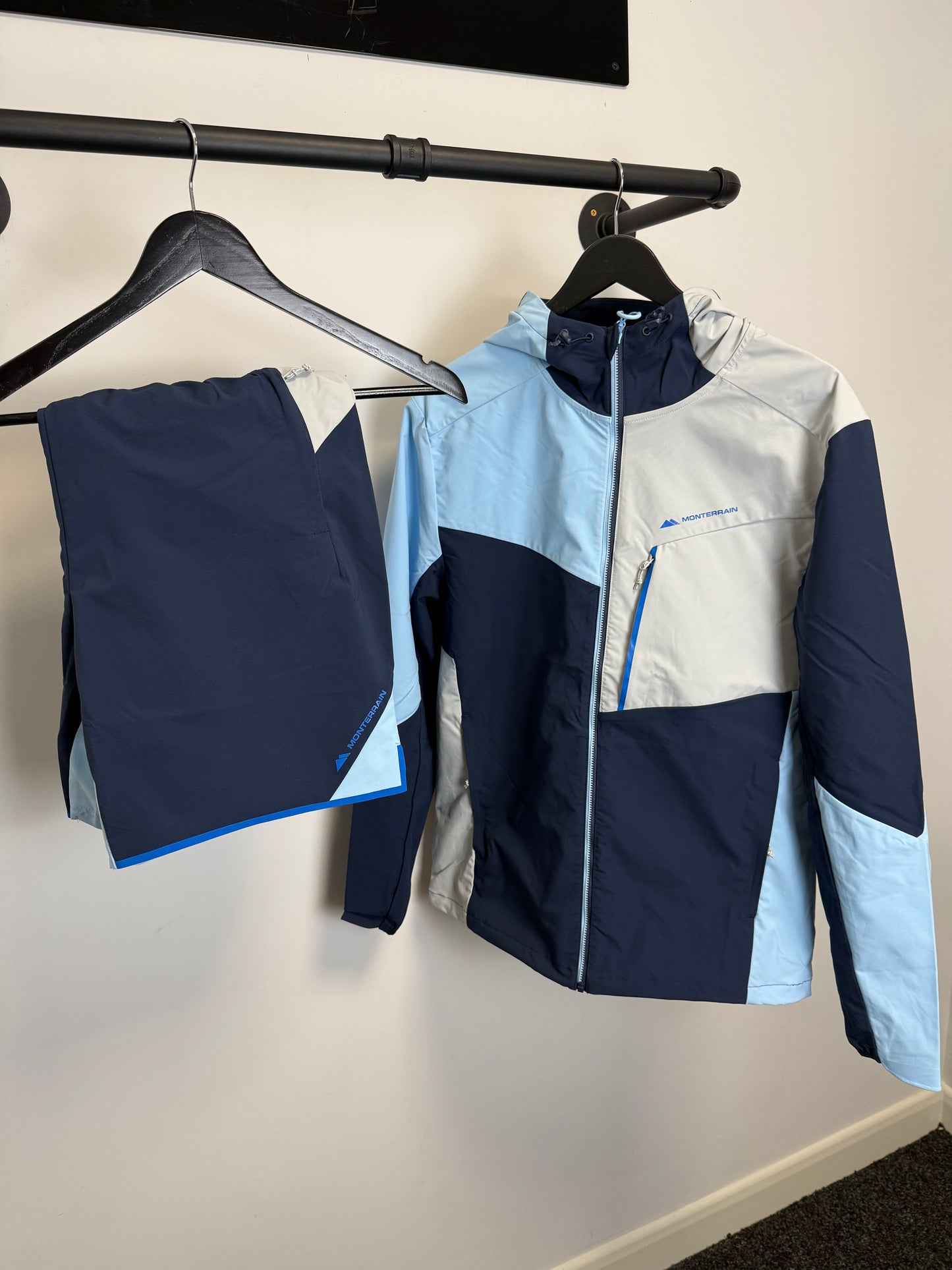 Monterrain Magnitude Jacket / Short Set