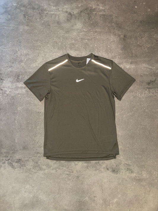 Nike Miler 1.0 Graphic Tee Khaki