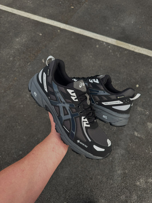 Asics GV6 Goretex Black